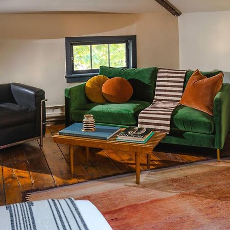 Bed and Breakfast Kingston Carriage House Екстер'єр фото